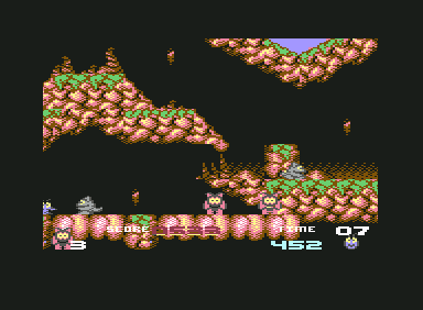 Creatures (Commodore 64) screenshot: Two Clydes - the one on the right is an extra life
