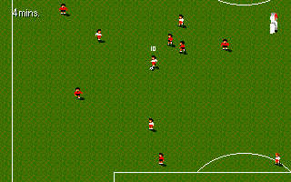 Sensible World of Soccer (DOS) screenshot: Run with ball