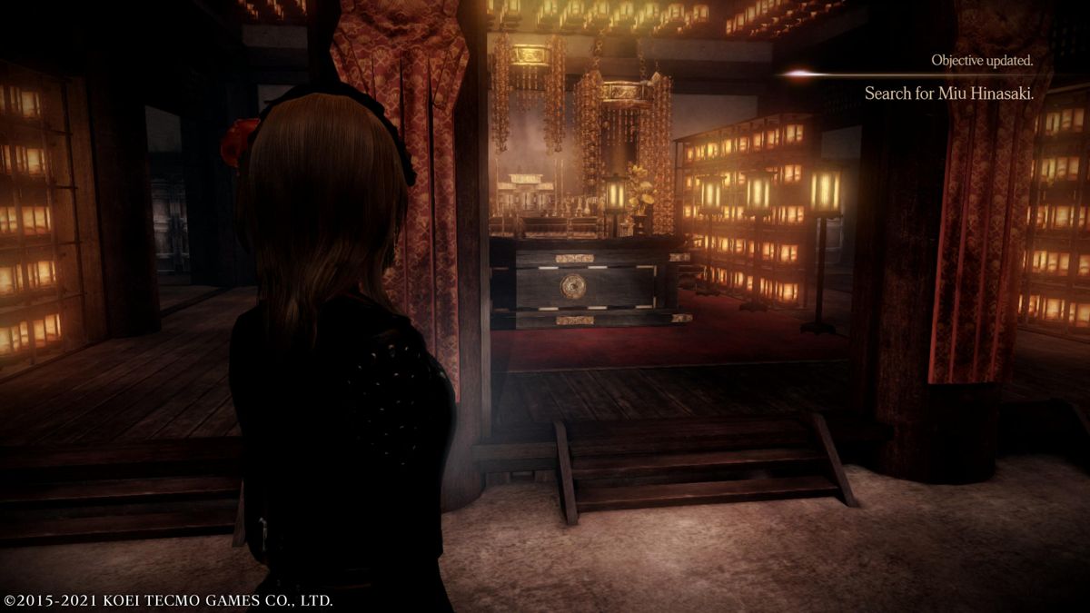 Fatal Frame: Maiden of Black Water (PlayStation 5) screenshot: Entering the temple of ephemeral