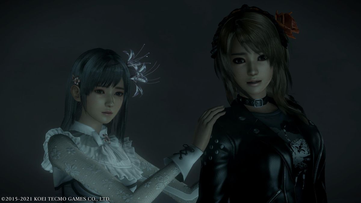 Fatal Frame: Maiden of Black Water (PlayStation 5) screenshot: This time, Miu is saving Yuri