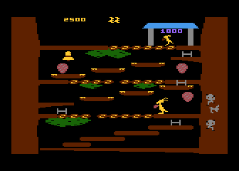 Kangaroo (Atari 5200) screenshot: Making your way to the top on the second level