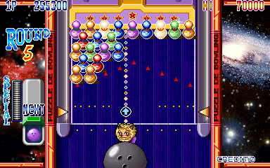 Puzzle De Bowling (Arcade) screenshot: Special attack can be used when the special gage has filled up