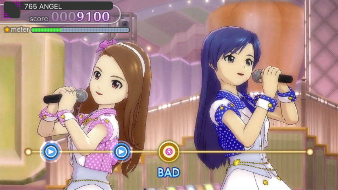 The iDOLM@STER: Shiny Festa - Harmonic Score (iPhone) screenshot: Iori and Chihaya.