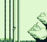 Disney's Pocahontas (Game Boy) screenshot: Raccoon up a tree