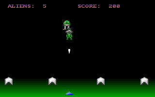 They Came From Outer Space !!! (Amiga) screenshot: Shooting aliens