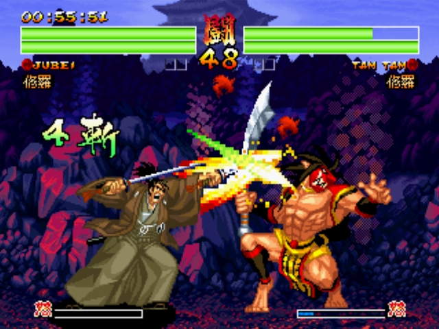 Samurai Shodown IV: Amakusa's Revenge (PlayStation) screenshot: Tam Tam's counterattack attempt being hit-frustrated by Jubei Yagyu's fast-speed blow Hassou Happa.