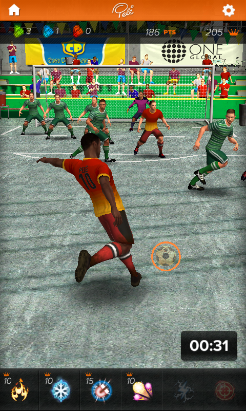 Pelé: King of Football (Android) screenshot: Playing on gravel