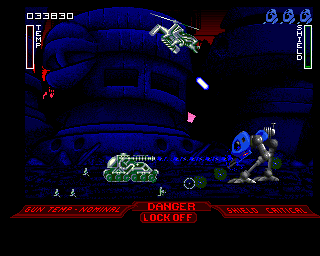 Walker (Amiga) screenshot: The Great War 2420 (Tank is attacking with blue ray)