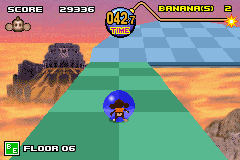 Super Monkey Ball Jr. (Game Boy Advance) screenshot: Reach the goal before time runs out.