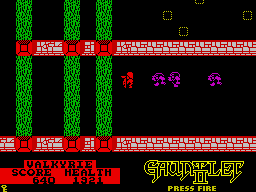 Gauntlet II (ZX Spectrum) screenshot: Force fields will drain your energy fast