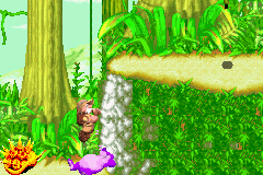Sabre Wulf (Game Boy Advance) screenshot: Using a creature as a trampoline.
