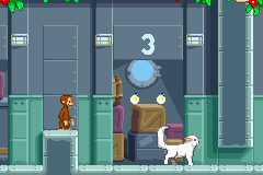 Curious George (Game Boy Advance) screenshot: Prowling cats are on the ship