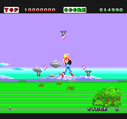 Space Harrier (TurboGrafx-16) screenshot: I think these enemies are called Tomos