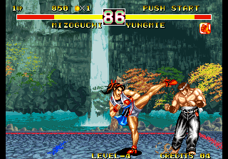 Fighter's History Dynamite (Arcade) screenshot: Missed that high kick.