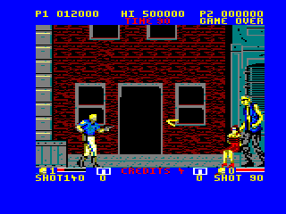 ESWAT: Cyber Police (Amstrad CPC) screenshot: Boss throws a boomerang at you