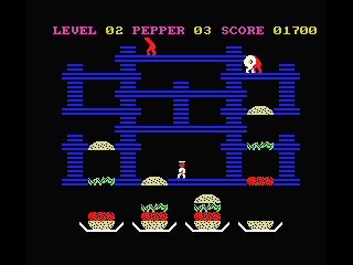 MacAttack (MSX) screenshot: Chased by a hot dog and an egg