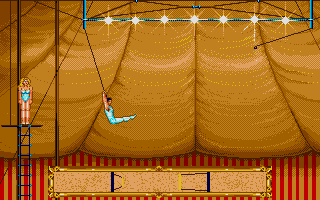 Circus Games (Atari ST) screenshot: Swinging in the trapezes