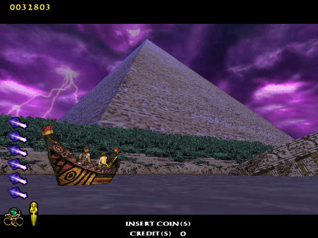 The Maze of the Kings (Arcade) screenshot: Time to go to the pyramid