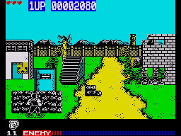 Cabal (ZX Spectrum) screenshot: Use the walls as cover