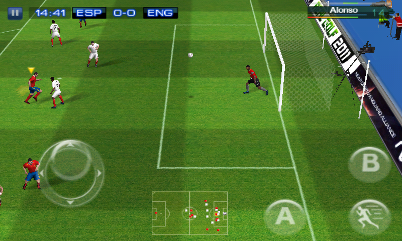 Real Soccer 2011 (Android) screenshot: Shot on target
