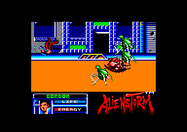 Alien Storm (Amstrad CPC) screenshot: Jumping in this level