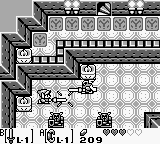 The Legend of Zelda: Link's Awakening (Game Boy) screenshot: Inside a castle