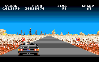 Crazy Cars (Amiga) screenshot: Driving in Arizona