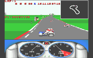 Combo Racer (Atari ST) screenshot: Moving through the field well
