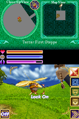 Deep Labyrinth (Nintendo DS) screenshot: Fighting a bee of some sort.