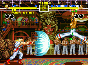 Fatal Fury (Neo Geo) screenshot: Hanging itself in a candelabrum is a good option to avoid fireballs.