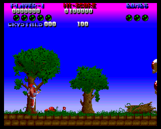 Plexu: The Time Travellers (Amiga) screenshot: Level 1 Forest