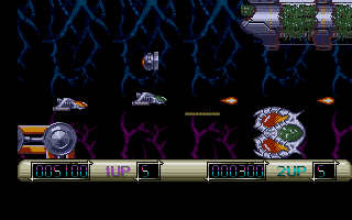 Z-Out (Atari ST) screenshot: A pretty butterfly, but I must shoot it