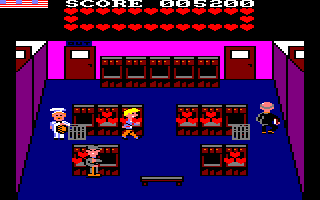 Mikie (Amstrad CPC) screenshot: Chef bouncing the basketball