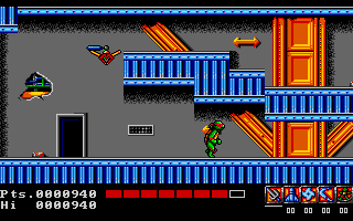 Teenage Mutant Ninja Turtles (Amiga) screenshot: Stage 2 (sidescrolling part) (European version)