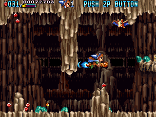 Mystic Riders (Arcade) screenshot: Flight in cave