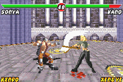 Mortal Kombat: Deadly Alliance (Game Boy Advance) screenshot: Sonya's tonfas