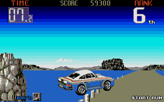 Big Run (Atari ST) screenshot: Crashed into the side next to the water