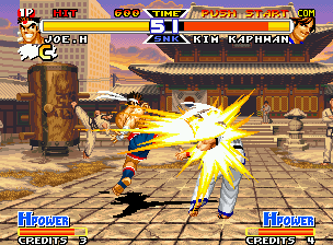 Real Bout Fatal Fury Special (Neo Geo) screenshot: Joe uses a bit of his power in a fast and accurate Slash Kick: now, Kim is get on target this time!