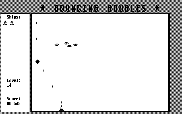 Bouncing Boubles (Atari ST) screenshot: You have to destroy each part of the ship to destroy it completely