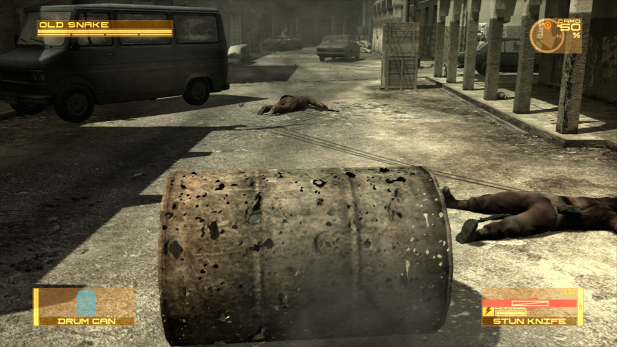 Metal Gear Solid 4: Guns of the Patriots (PlayStation 3) screenshot: Cardboard boxes are outdated; Snake can hide in a barrel now. Strange thing is, he can carry this barrel with him and nobody notices