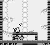 Spanky's Quest (Game Boy) screenshot: Bouncing the boll
