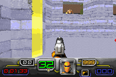 Dark Arena (Game Boy Advance) screenshot: A pain hybrid shoots at me from a ledge