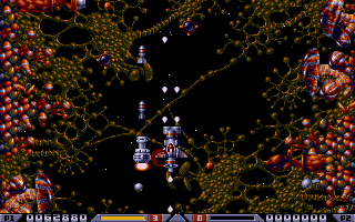 Xenon 2: Megablast (Amiga) screenshot: There are many upgrades available to your ship which makes you much more effective in fighting. You get such upgrades destroying certain flying objects or buying them at the shop.