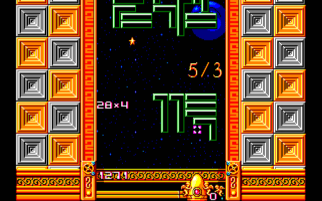 Quarth (PC-98) screenshot: A later stage