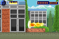 Fantastic 4: Flame On (Game Boy Advance) screenshot: Pressing A and B together does a special dash