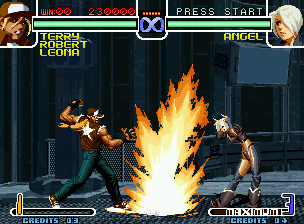 The King of Fighters 2002: Challenge to Ultimate Battle (Neo Geo) screenshot: Terry Bogard's SDM Power Geyser is back to action, but now, the current target is a taunting Angel.