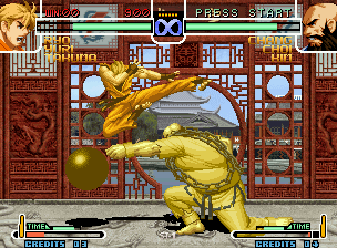 The King of Fighters 2002: Challenge to Ultimate Battle (Neo Geo) screenshot: Could Ryo Sakazaki's Blow Away Attack be able to end Chang Koehan's Tekkyuu Funsai Geki?