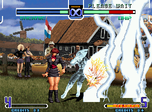 The King of Fighters 2002: Challenge to Ultimate Battle (Neo Geo) screenshot: Now, Orochi Shermie chooses Whip to receive all the lightning strength of her HSDM Unmei no Ya!