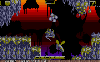 Ork (Atari ST) screenshot: Some killer Bees, yo!
