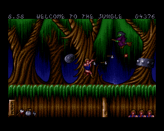 Ghost Battle (Amiga) screenshot: Don't even try completing Ghost Battle without cheating...